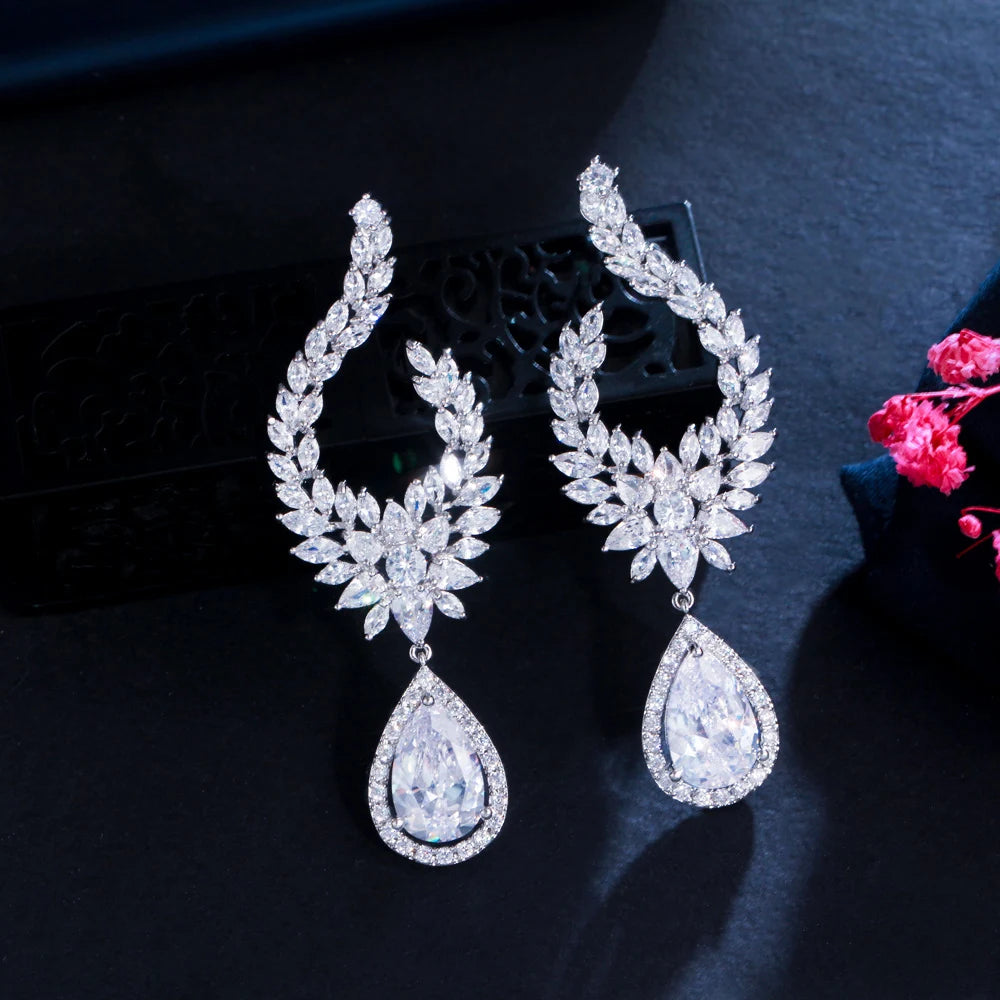 ThreeGraces Glittering Cubic Zirconia Long Dangle Bridal Engagement Earrings for Women Party Dress Jewelry Accessories E1123