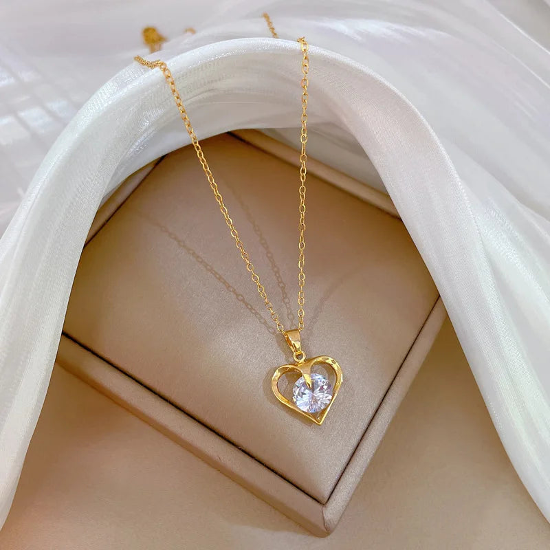 EILIECK 316L Stainless Steel Shine Cubic Zircon Butterfly Pendant Necklace Gold Color Texture Metal Personalized Chain Jewelry