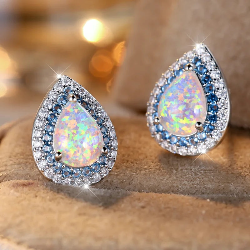 New Vintage Bohemian Style Imitation Turquoise Stud Earrings with Ethnic Style and Elegant Women Festival Party Accessories Gift