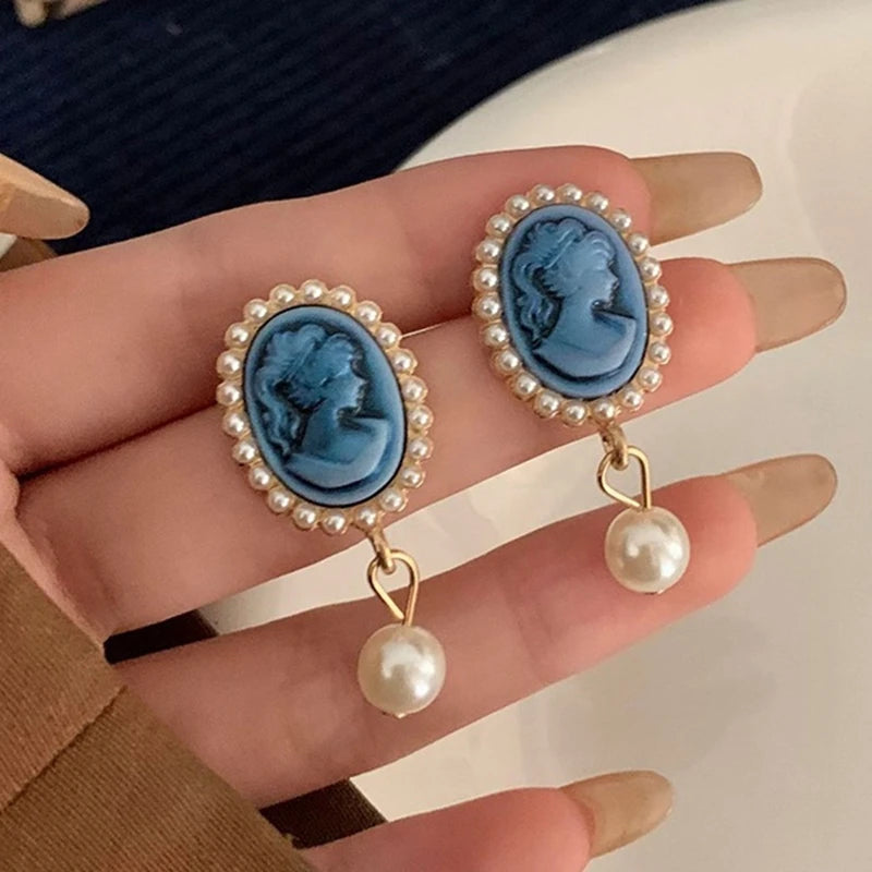 Vintage Palace Style Blue Cameo Queen Head Portrait Earrings Ins Retro Temperament Baroque Pearl S925 Silver Needle Earrings