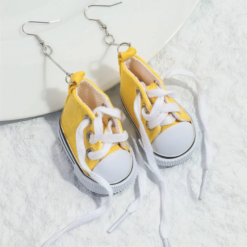 Creative 3D Canvas Shoes Pendant Earrings for Women Fashion Funny Sneaker Tennis Shoe Drop Earrings Party Jewelry Gifts