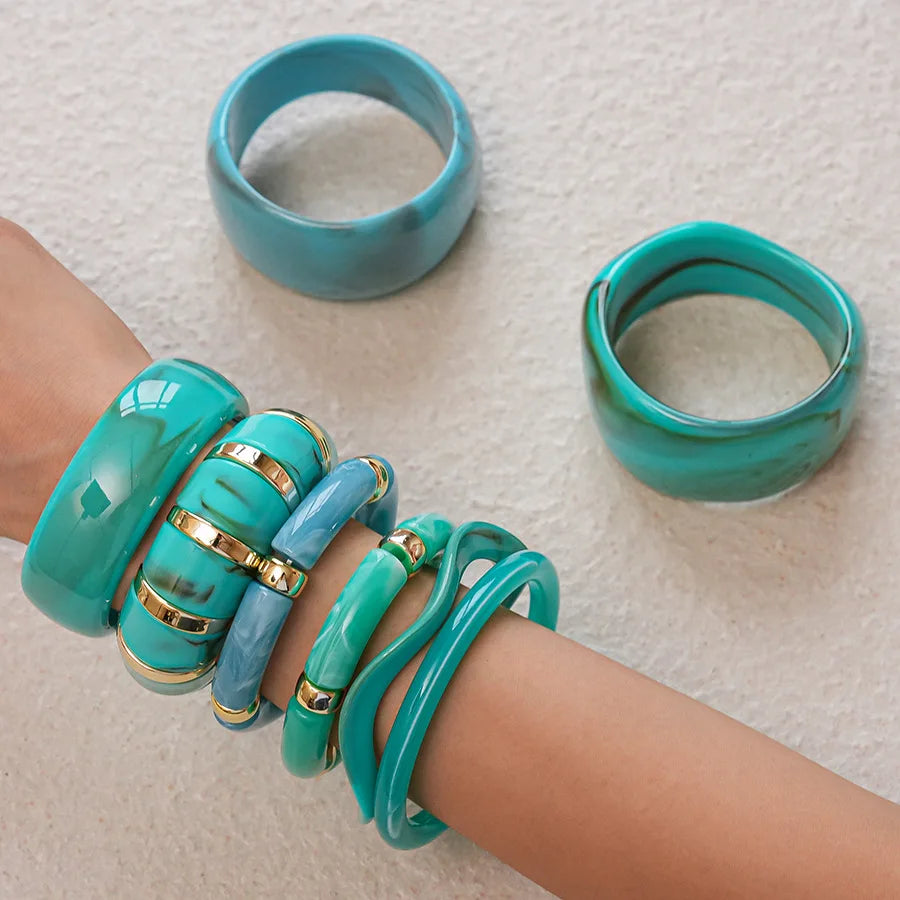 KMVEXO Vintage Turquoise Blue Geometric Resin Bangle Women Irregular Wide Bracelet Ladies Bohemian Beach Acrylic Bangles Jewelry