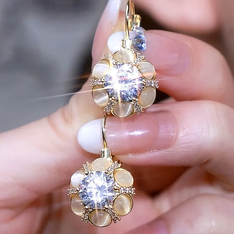 Fashion Trend Unique Design Elegant Delicate Cubic Zirconia Water Drop Earrings Women Jewelry Party Premium Gift Wholesale