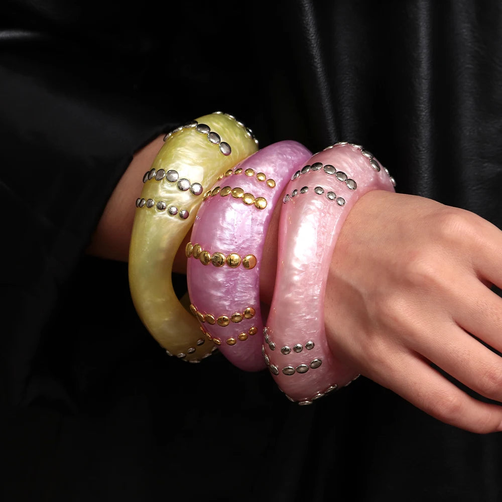 Fashion Resin Irregular Geometric Studs Chunky Bangles New Acrylic Curve Wave Wide Cuff Bangle Women Jewelry Gifts