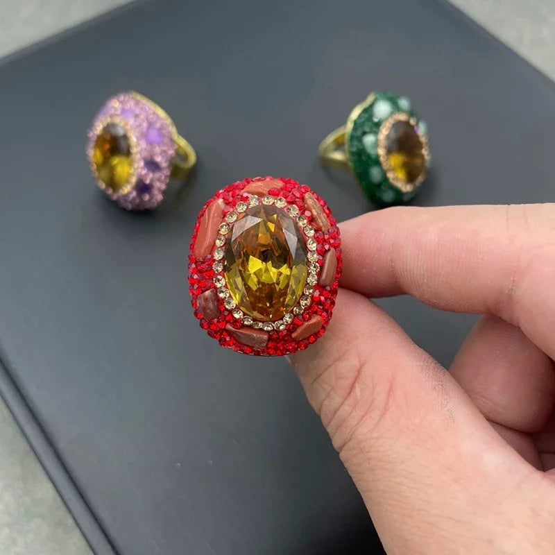 Color Changing Stone Sultainite Natural Tourmaline Edging Finger Rings for Women Sudan Crystal Clay Rhinestone Design Jewelry
