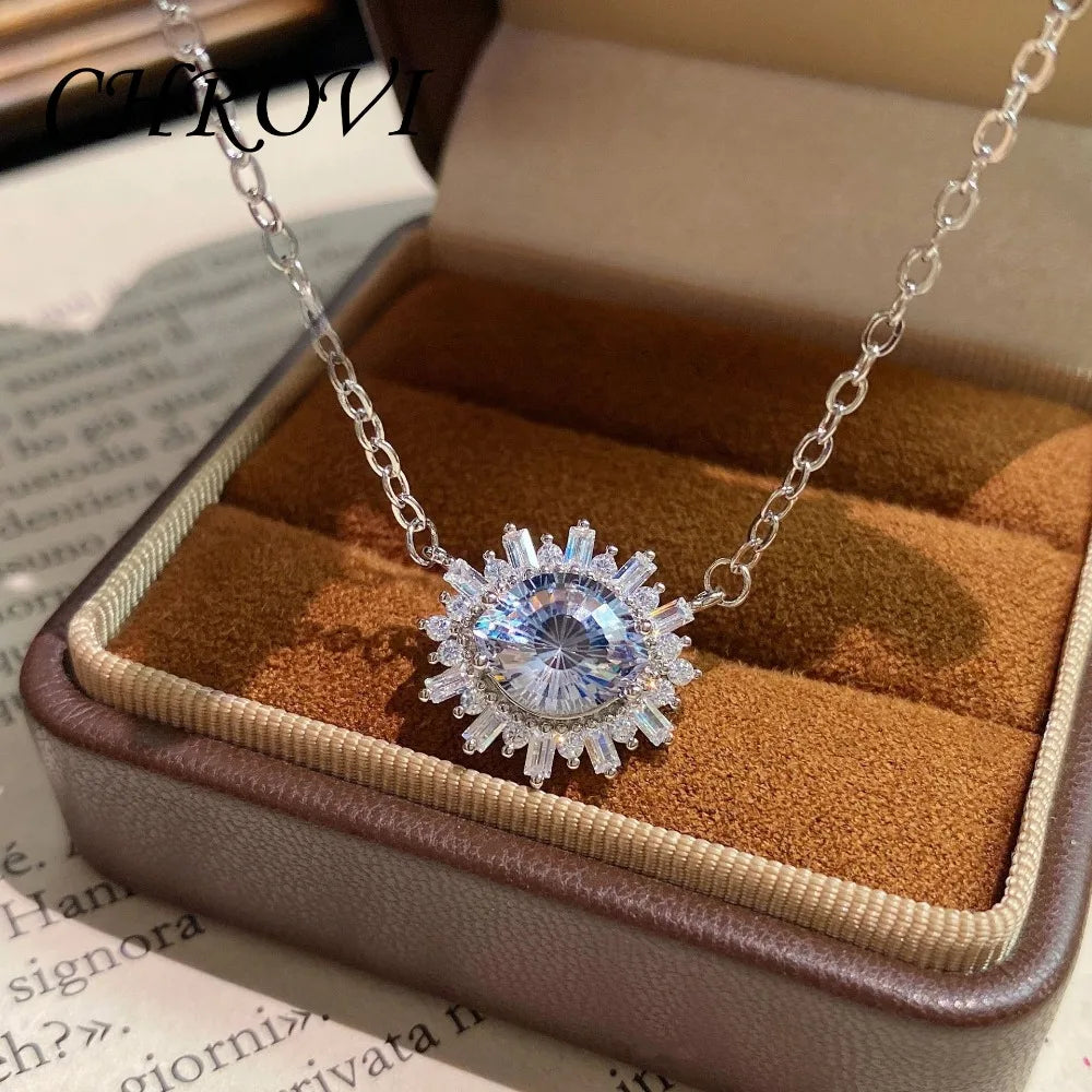 New Flashing 925 Sterling Silver Necklace Fashionable Light Luxury Collarbone Chain Necklace for Women