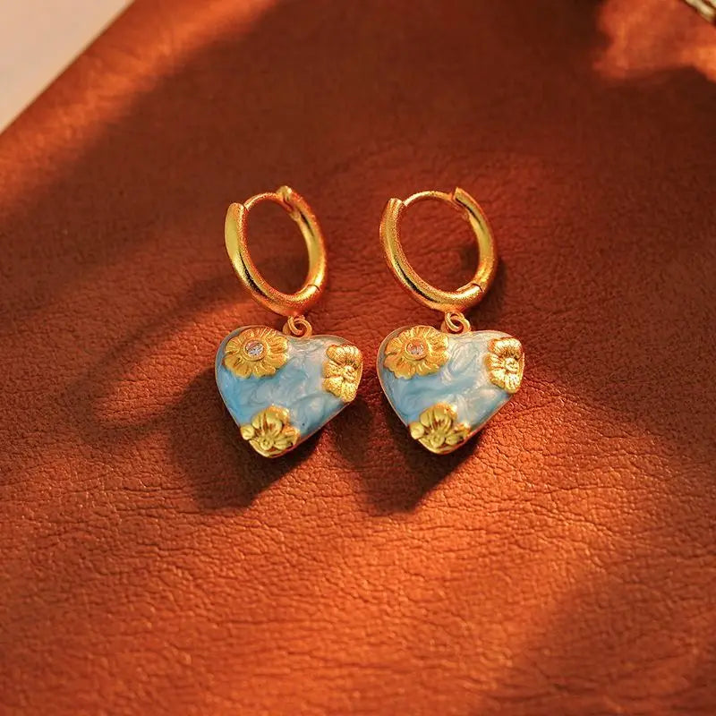 French Retro Enamel Drop Oil Flower Pendant Earrings with Oil Painting Style, High-End Fashion, Collarbone Chain, Heart-Shaped E