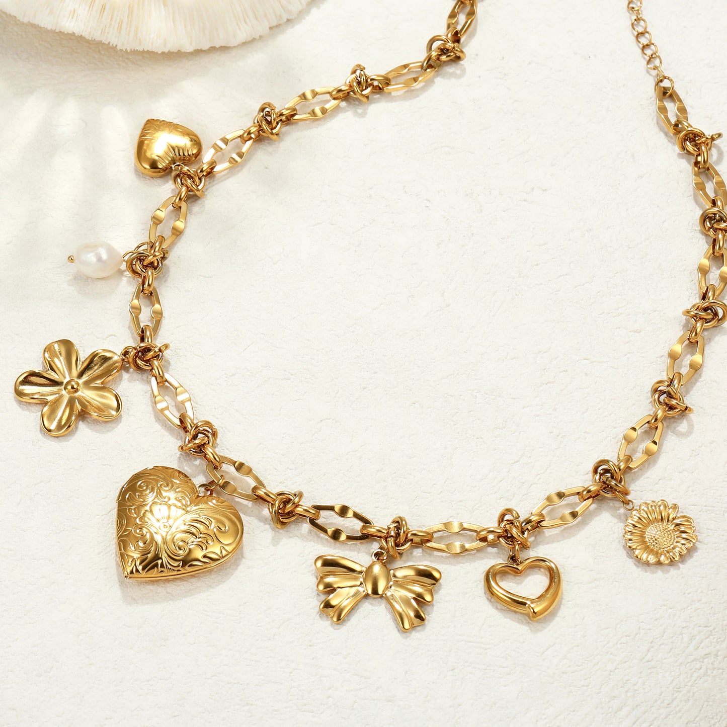 Badu Minimalist 18K Gold Plated Stainless Steel Bow Pearl Flower Heart Charm Pendant Necklace For Women Accessories Gift Holiday
