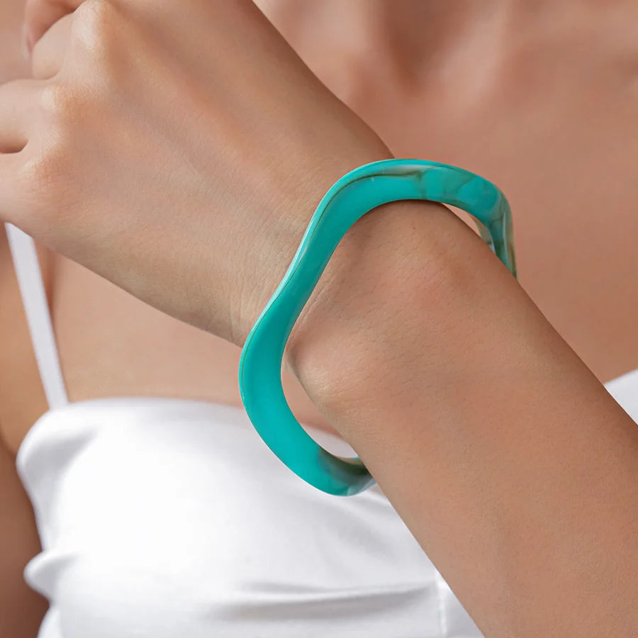 KMVEXO Vintage Turquoise Blue Geometric Resin Bangle Women Irregular Wide Bracelet Ladies Bohemian Beach Acrylic Bangles Jewelry