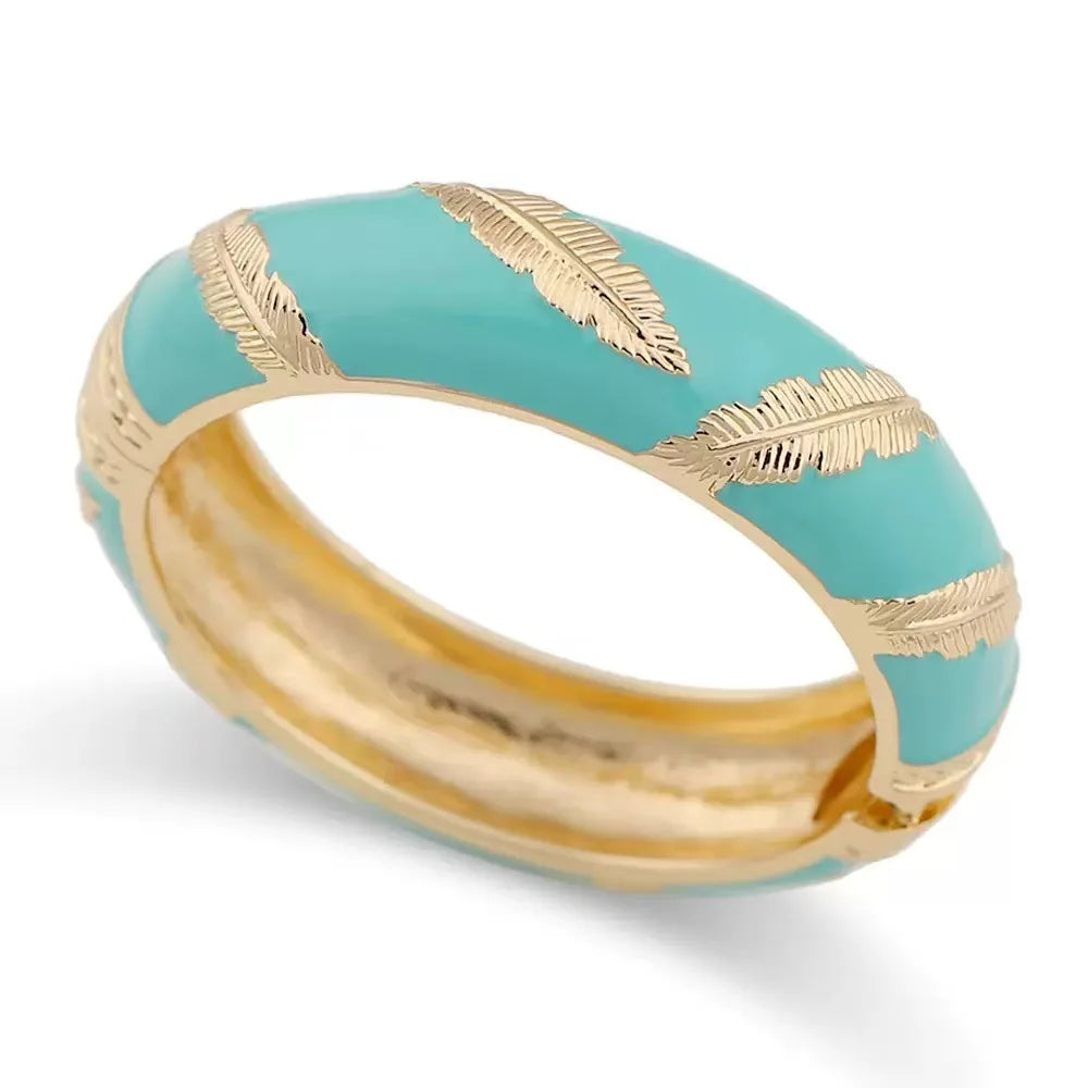 KMVEXO Imitation Enamel Feather Pattern Shape  Metal Wide Bangles for Women Geometric Irregular Spring Pearl Bracelet Jewelry