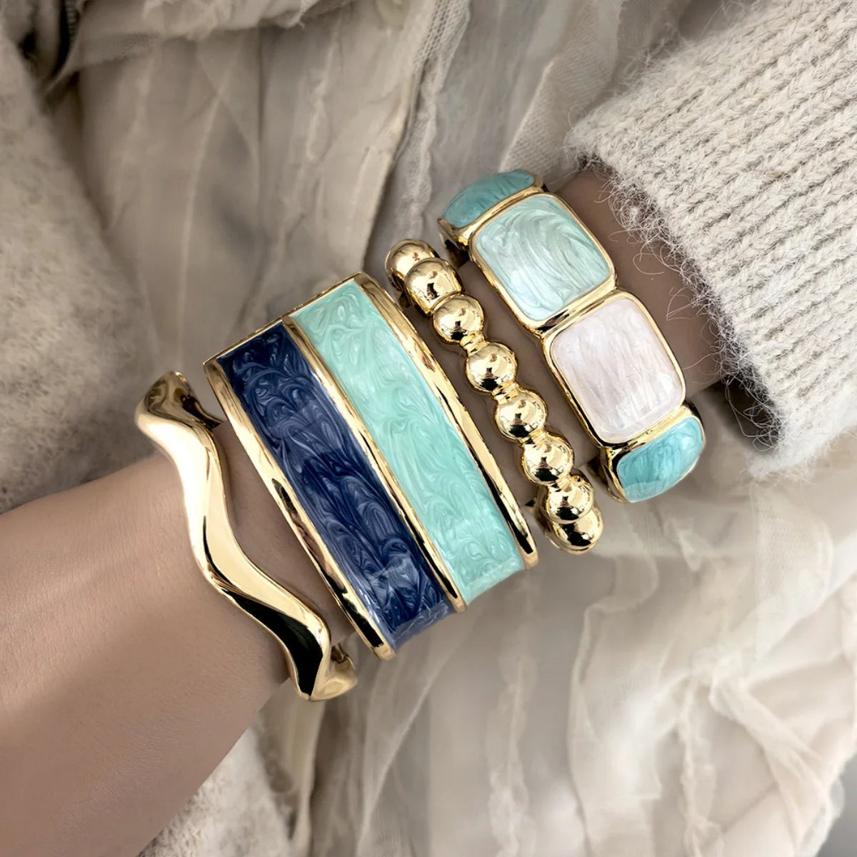KMVEXO Punk Blue Green Color blocking Enamel Bangles Metal Geometric Bangle Wide Chunky Cuff Bracelet Women Aesthetic Jewelry