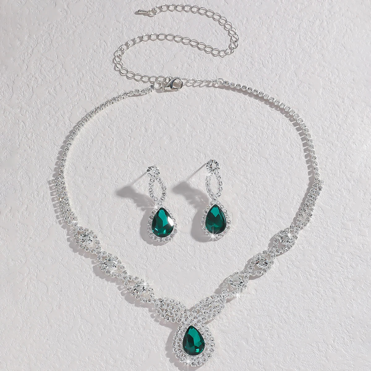 Fashionable European and American necklace earring set, bride's wedding veil, evening gift, banquet decoration set, accessories