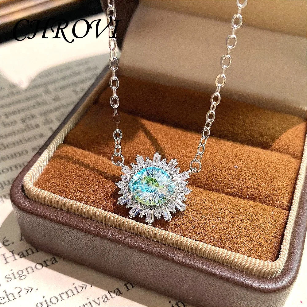 New Flashing 925 Sterling Silver Necklace Fashionable Light Luxury Collarbone Chain Necklace for Women