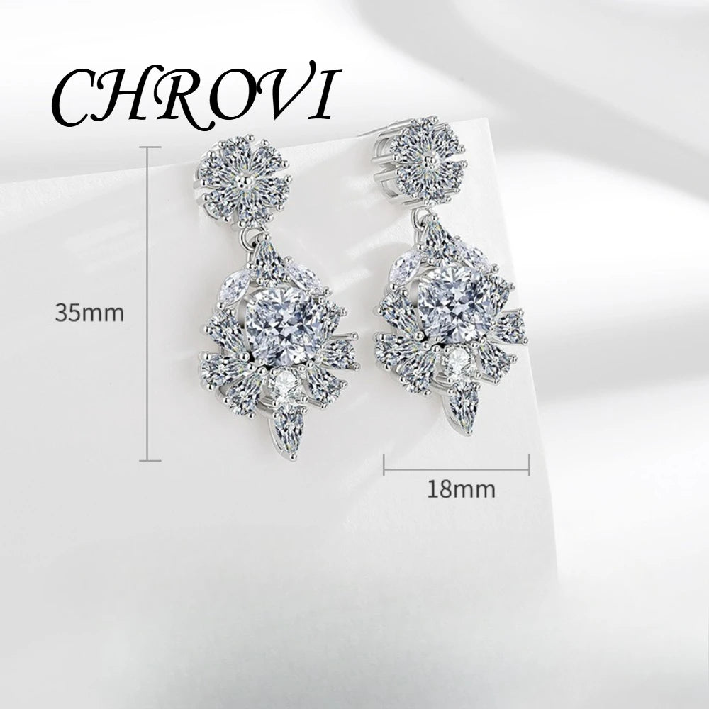 Quality 925 sterling silver chrysanthemum-shaped sugar cube with zircon and fashionable luxurious diamond stud earrings