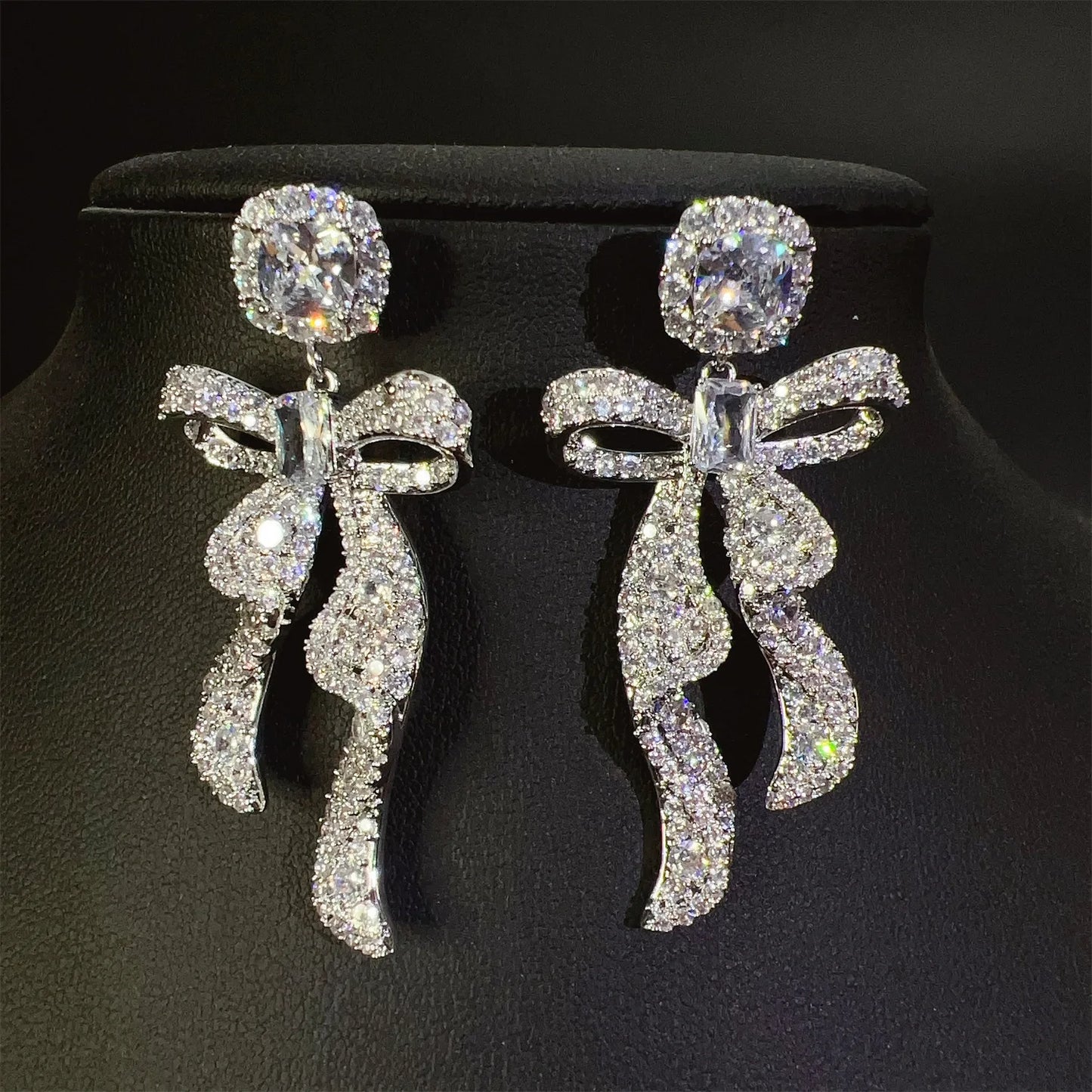 Vintage Elegant Luxury Bowknot Ribbon Zircon Earrings For Women Exquisite Rhinestone Bow Stud Earrings Wedding Party Jewelry