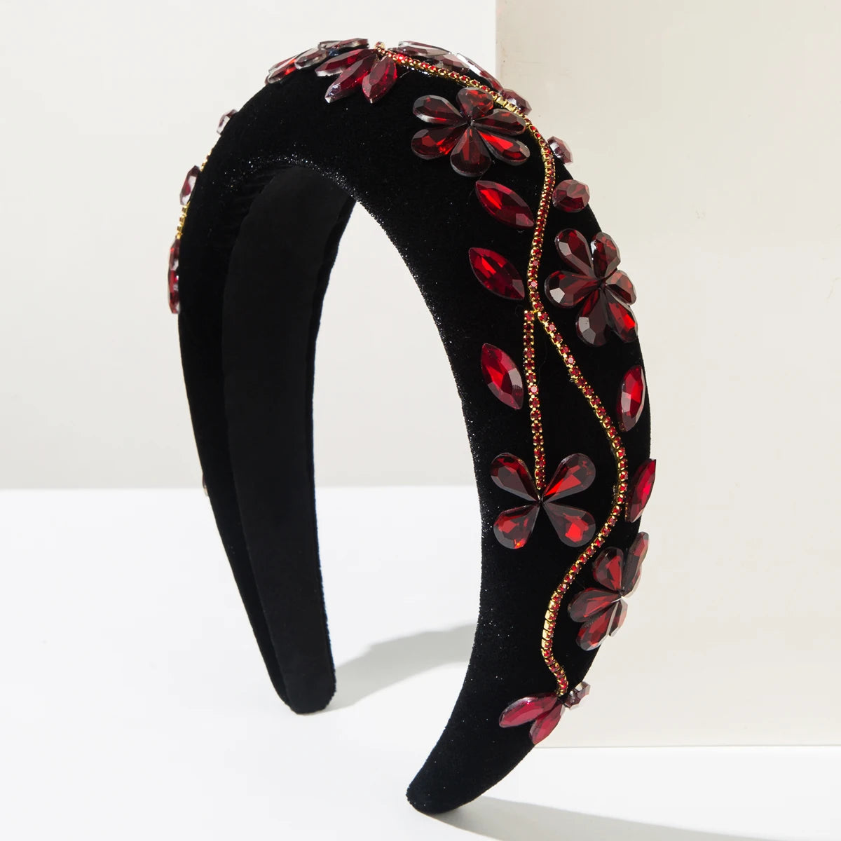 Cross border super sparkling diamond headbands for women in Europe and America, featuring Baroque diamond inlaid velvet headpiec