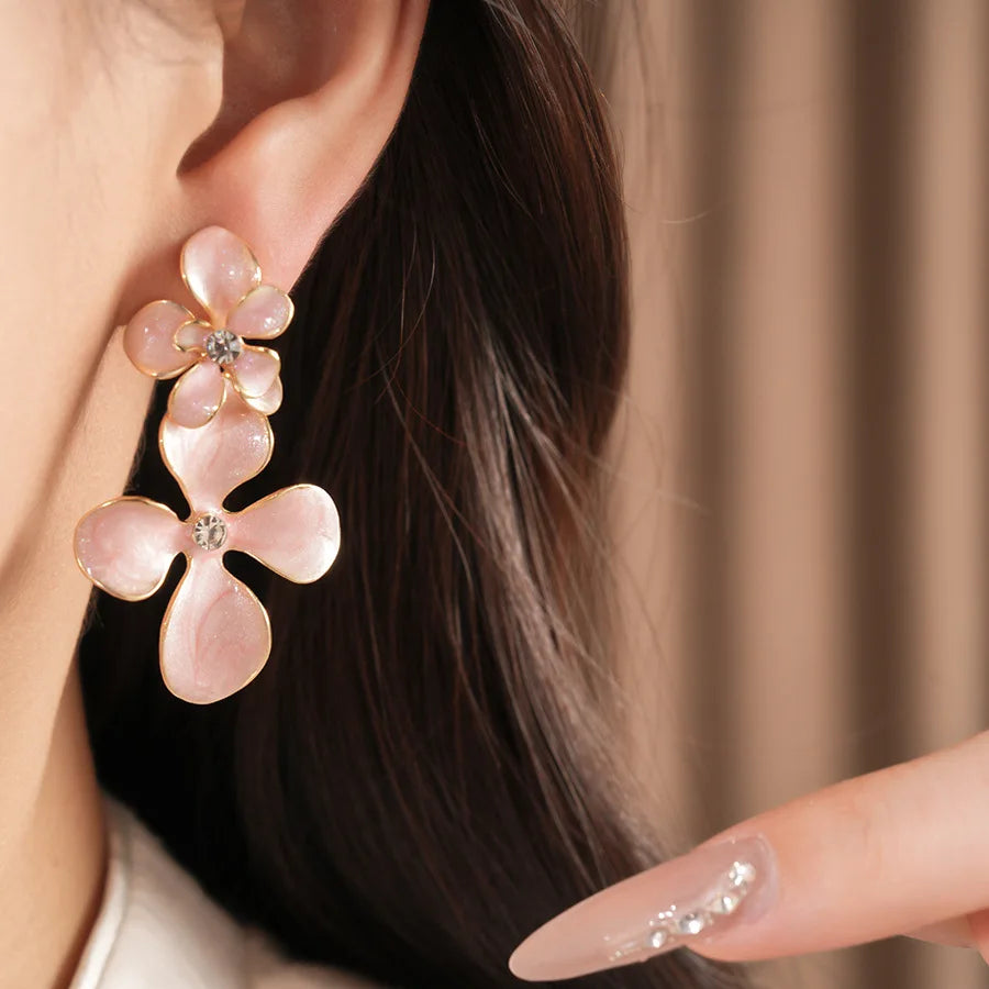 Double Layered Smudging Enamel Flower Drop Earrings for Women Vintage Shiny Rhinestones Dangle Earring Dating Party Jewelry N