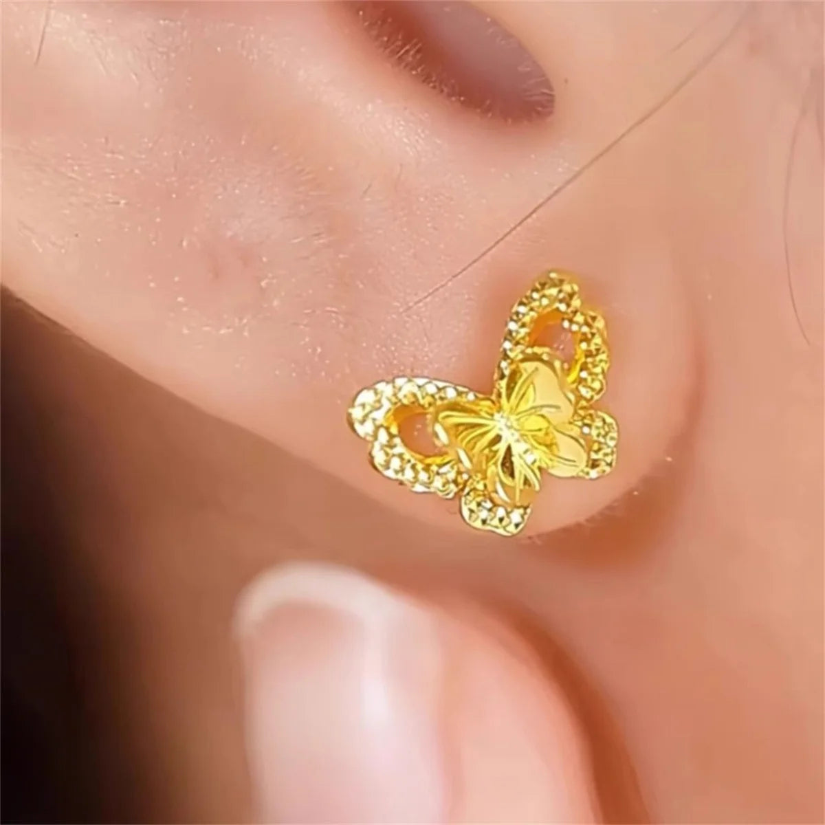 Small Butterfly Luxury Charm Female Meatl Fashion Stud Earrings Gold Color Wedding Jewelry For Women