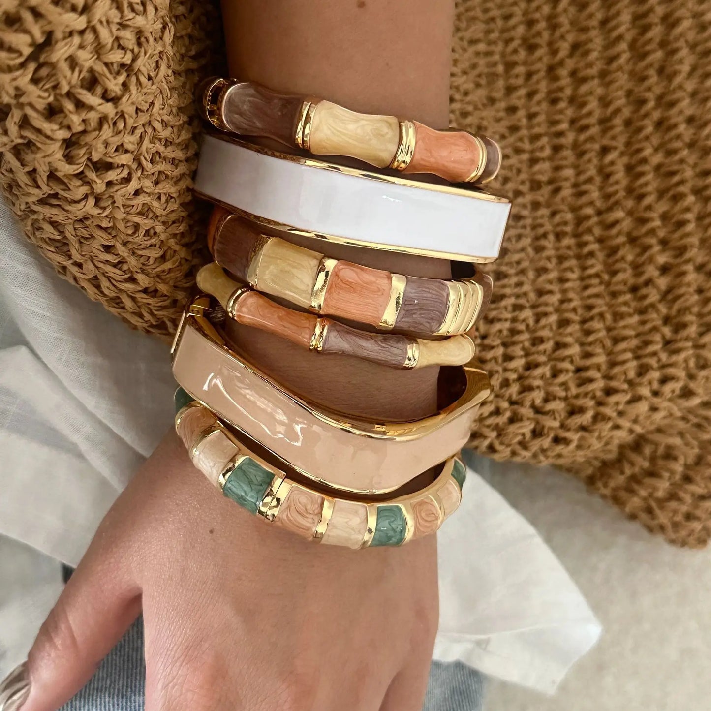 KMVEXO Exaggeration Imitation Enamaled Colorful Metal Bangle Simple Design Trendy Women's Fashion Jewelry Minimalist Bracelets