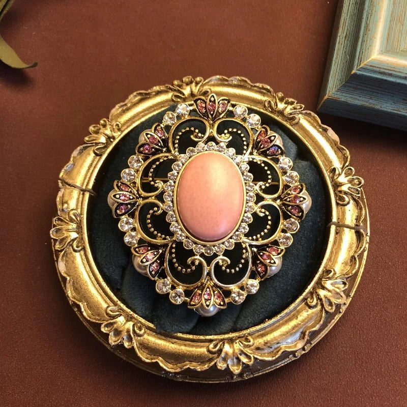 NISHIZAWA Geometric Brooches for Women Palace Style Hollow Out Fashion Jewelry Light Luxury Elegant Vintage Clothing Pins