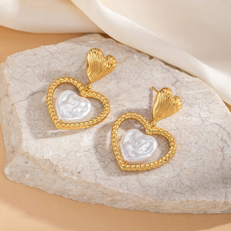 ANENJERY 316L Stainless Steel Imitation Pearls Hollow Heart Stud Earrings For Women French Vintage Luxury Niche Jewelry Gift