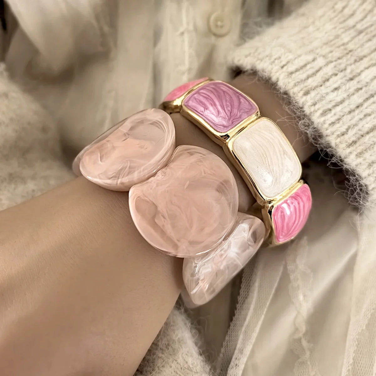 KMVEXO Pink Purple Imitation Enamel Chunky Metal Bangles for Women Geometric Splicing Resin Elasticity Bracelets Daily Jewelry