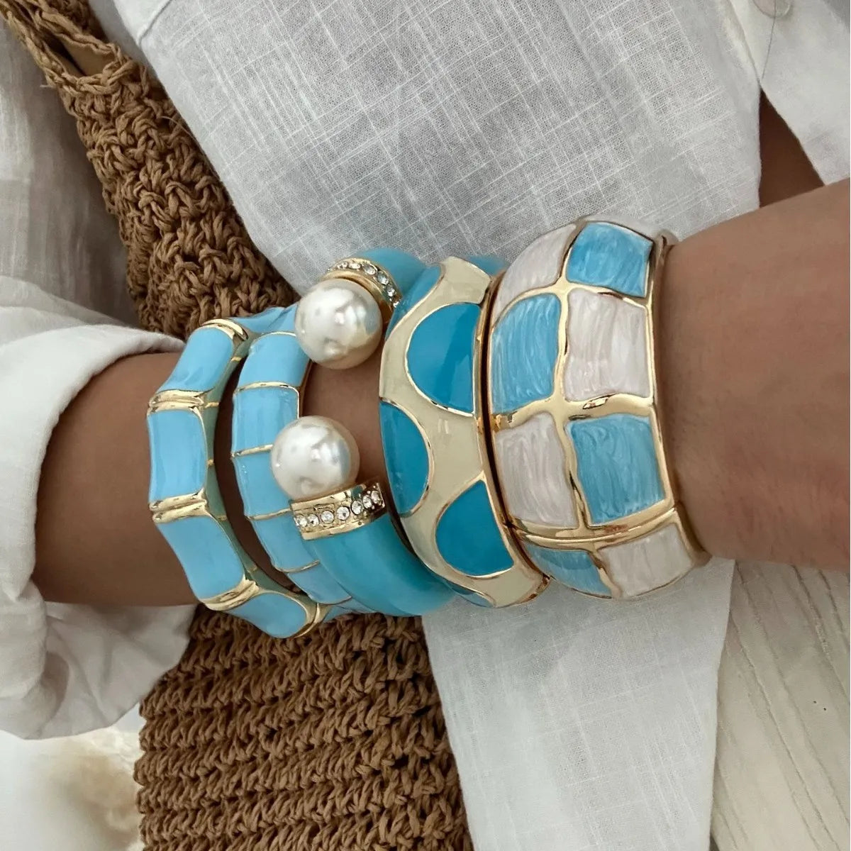 KMVEXO Punk Blue White Dripping Oil Zinc Alloy Enamel Bangles Geometric Wide Cuff Spring Bangle Bracelets For Women Jewelry