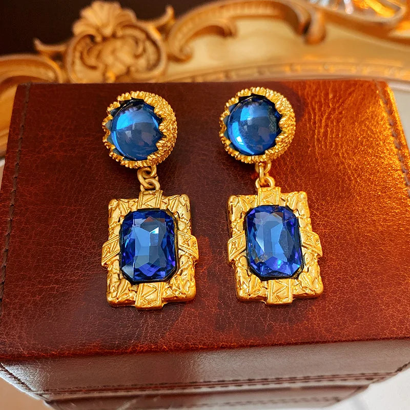 Bluey Rhinestone Square Metal Dangle Earrings for Women Occidental Vintage Niche Exquisite New Earring Fashion Jewelry Wholesale