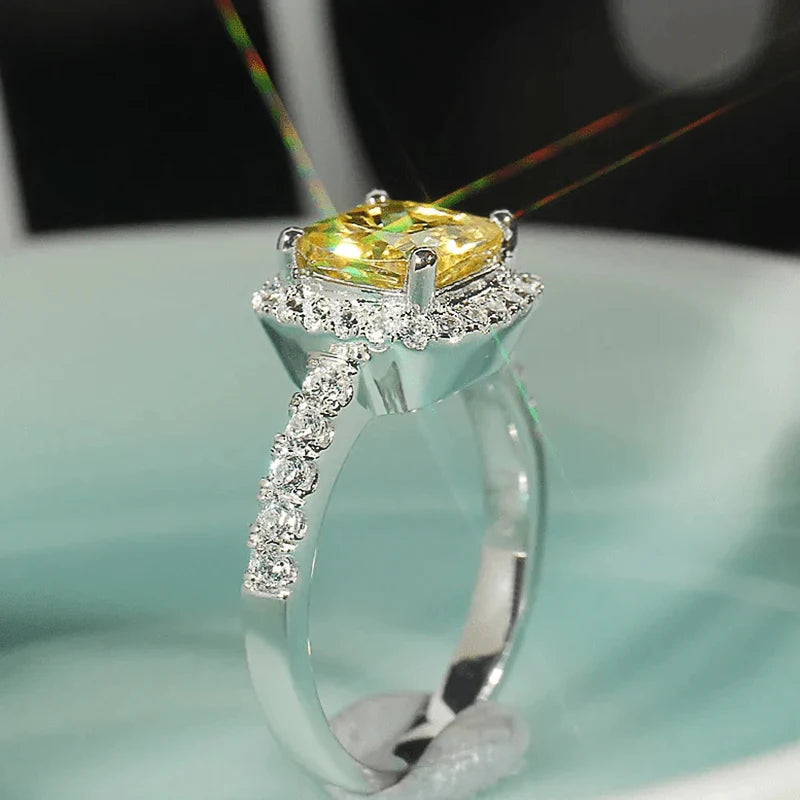 Huitan Bright Yellow CZ Finger Rings for Women Gorgeous Wedding Bands Accessories Temperament Lady's Rings Party Fashion Jewelry