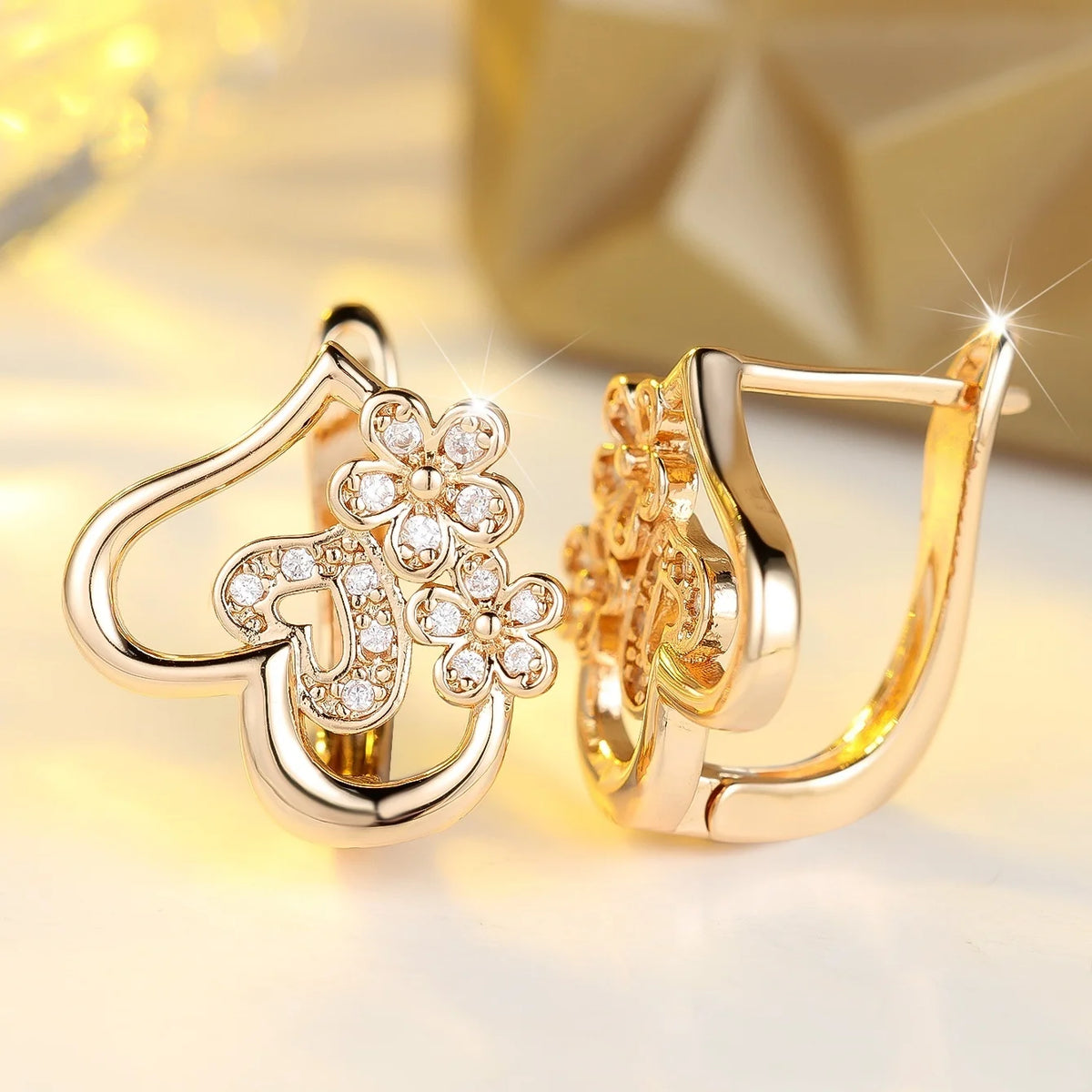 Small Heart Flower White Zircon Stone Fashion Hoop Earrings Charm Cute Female Gold Color Wedding Jewelry For Women