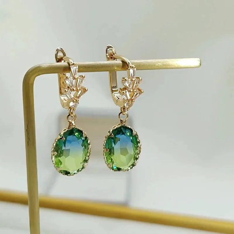 1 Pair Fashion Synthesis Zircon Tourmaline Drop Golden Earrings Temperament leaf Ear Stud Female Ear Buckle Jewelry for Women
