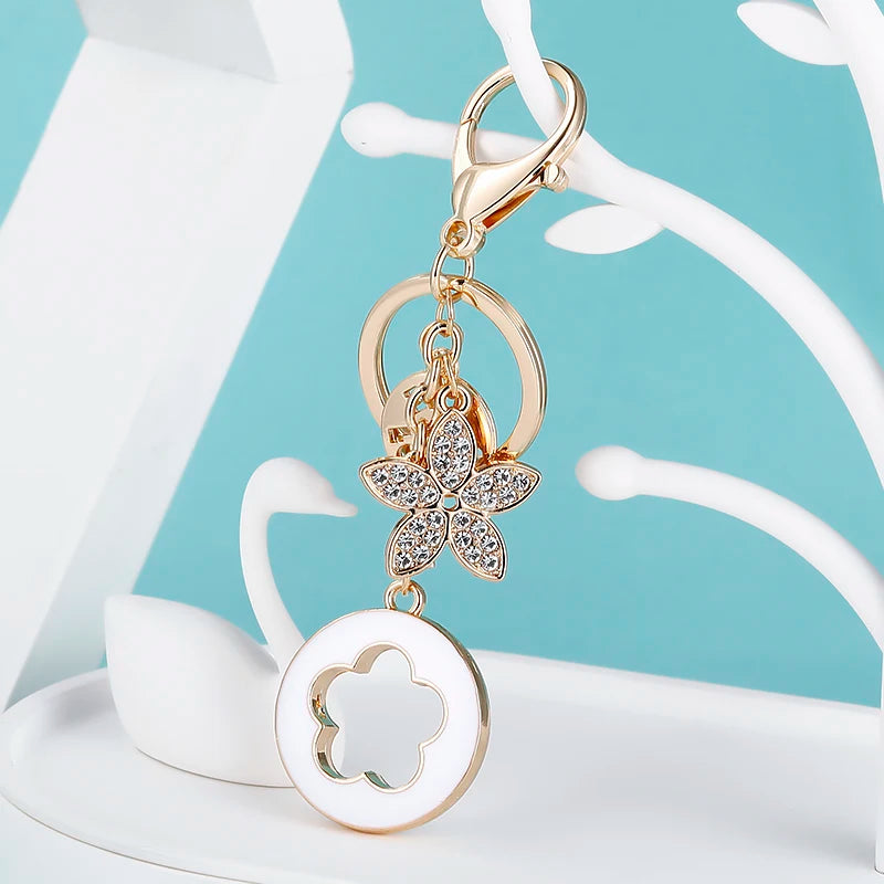 Easya 2024 New Fashion Clover Keychain Backpack Ladies Accessories Luxury Quality Jewelry Wholesale Bulk