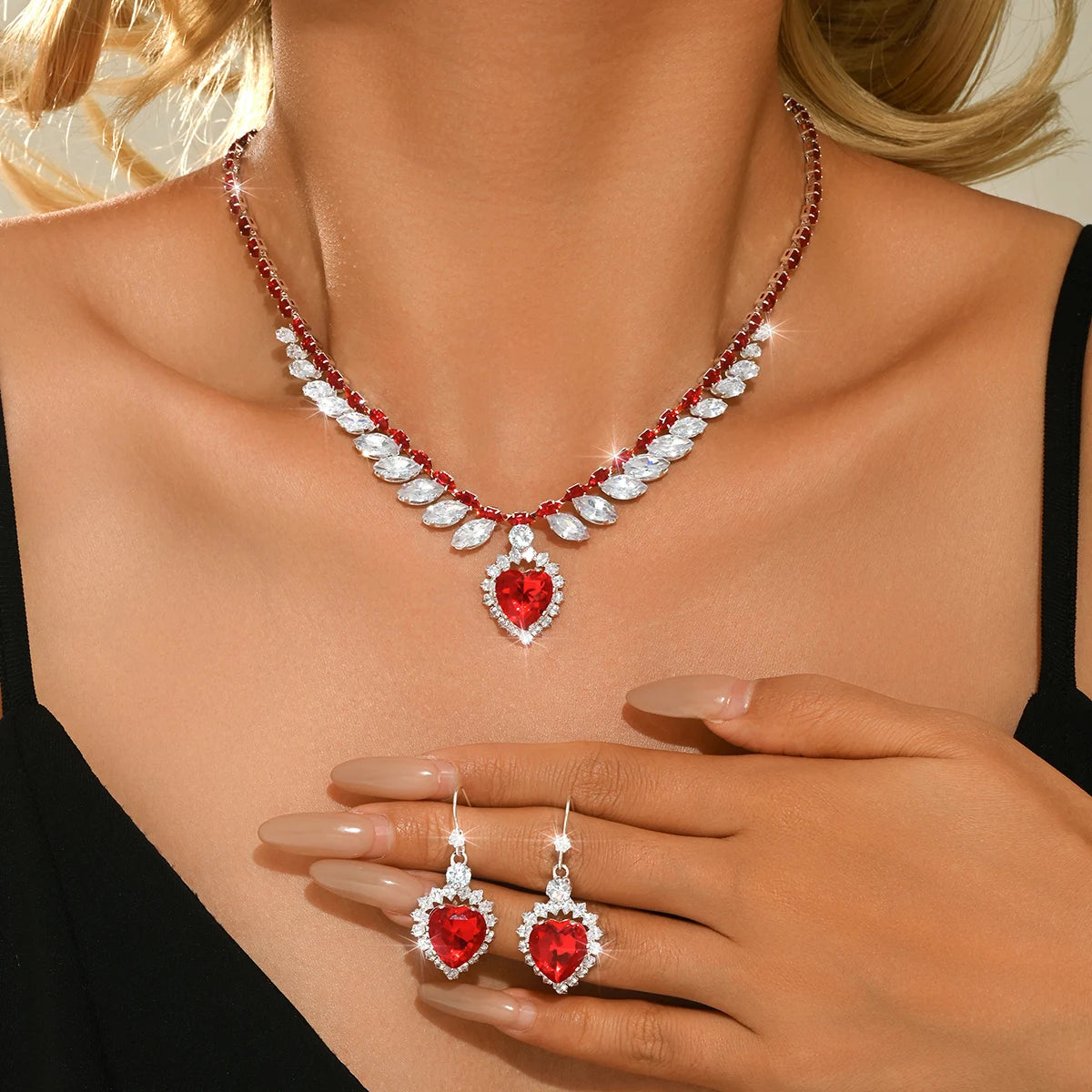 Cross Border Luxury Fashion Leaf Love Zircon Necklace Earring Set, Trendy and High-End Versatile Necklace Set with Accessories