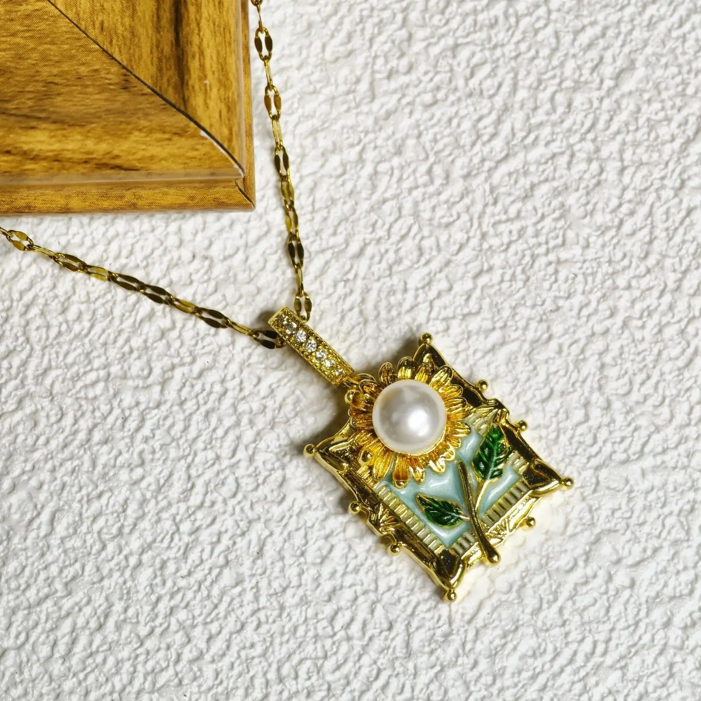 Monet Garden Sunflower Enamel Necklace Earring Set with Ancient Style, High Grade, Fashion Style, Clavicle Stainless Steel