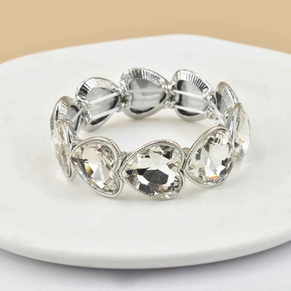 2026 New fashion crystal Women bracelet geometry thread red white blue charms elastic band heart shaped glass Atmospheric Love
