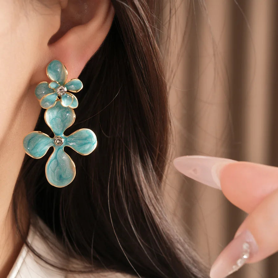 Double Layered Smudging Enamel Flower Drop Earrings for Women Vintage Shiny Rhinestones Dangle Earring Dating Party Jewelry N