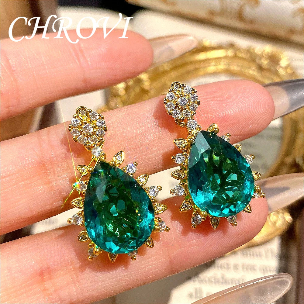 Fashionable and exquisite golden luxury gemstone drop-shaped pendant necklace, women's set including ring, earrings and pendant.