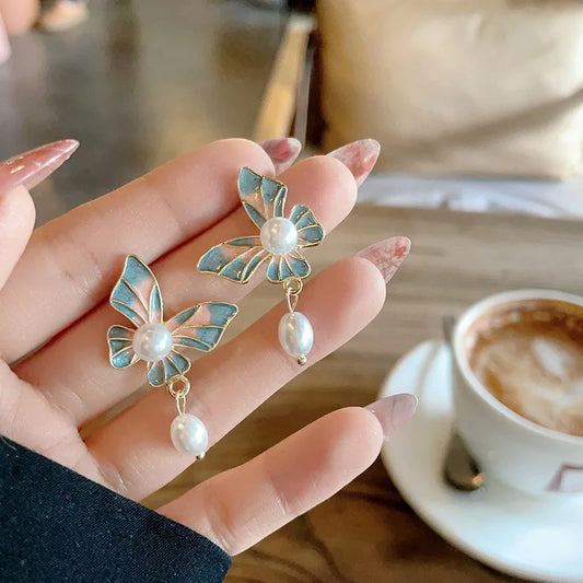 Retro Colored Butterfly Earrings Suitable for Daily Holiday Party Wear Jewelry Accessories for Gifting Friends