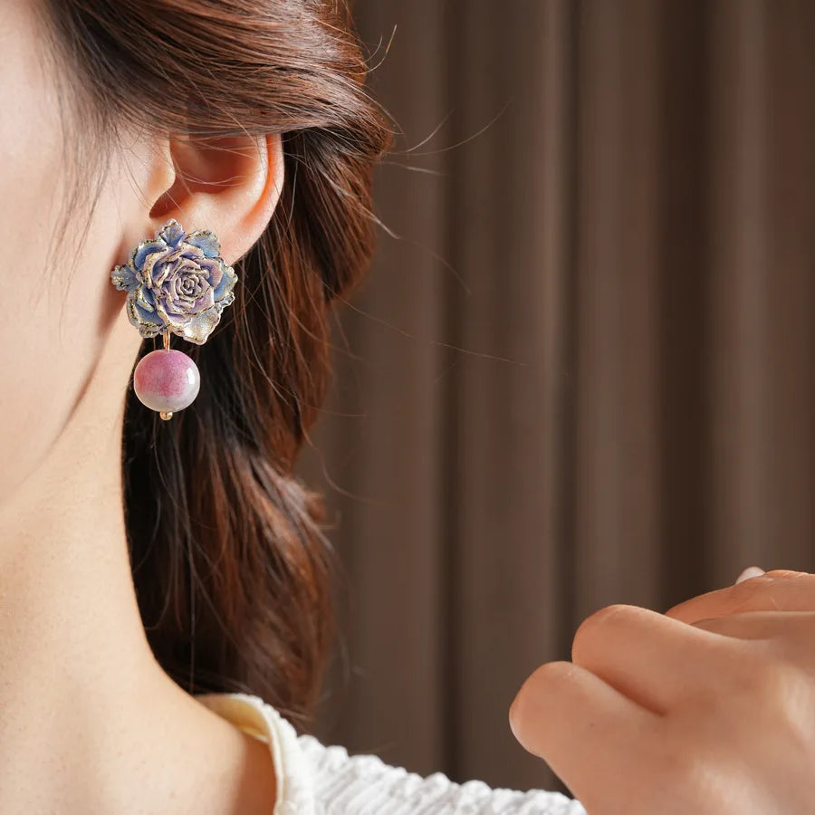 Rose Flower Glass Bead Earrings for Women 2025 Fashion French Retro Vintage Stud Earring High-end Luxury Designer Jewelry