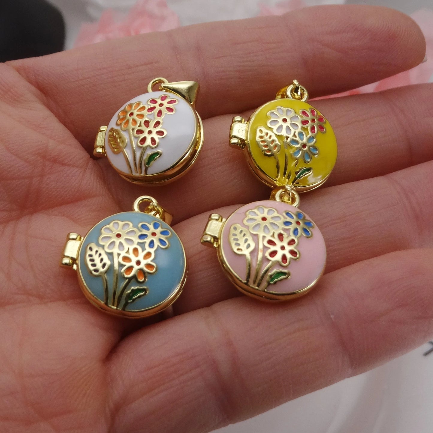 Micro Zircon oil drip photo box Pendant necklace Rose Flower pendant necklace copper chain jewelry necklace