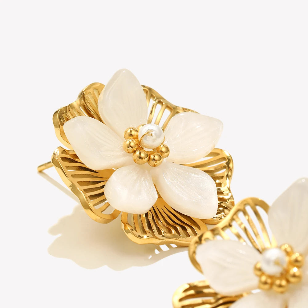 E.B.belle Double Layer Shell Flower Stud Earring PVD Plated Stainless Steel Waterproof Hypoallergenic Women Jewelry Accessories