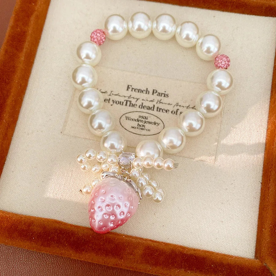 Zircon Beaded Bow Resin Strawberry Pearl Bracelets Light Luxury High Grade Bangle for Women Sweet Elegant Hand Jewelry