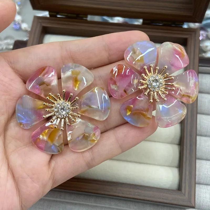 Gradient Resin Flowers Stud Earrings for Women Sweet Summer Jewelry Gift Vintage Korean Fashion Elegant Aretes De Mujer