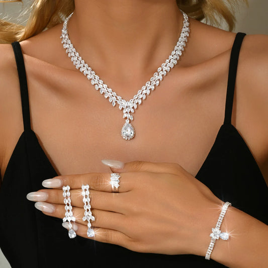 Light luxury and dynamic sparkling water droplet necklace earrings 2-piece set for dinner party dress accessories