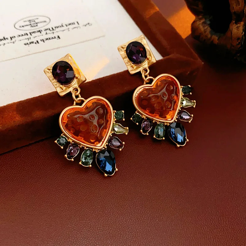Vintage Silver Needle Earrings for Women Light Luxury Oval Love Stud Inlaid Rhinestone Drop Earring Luxury Designer Jewelry