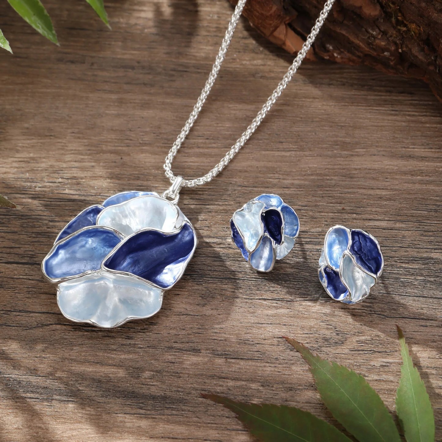 new enamel color geometric flower stud earrings pendant set, high-end women's versatile flower necklace