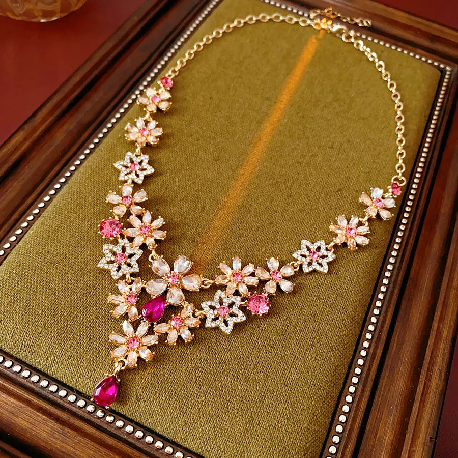 Vintage Inlaid Rhinestone Flowers Snowflake Jewelry Sets for Women Retro Exquisite Versatile Light Luxury Earring Necklace Set