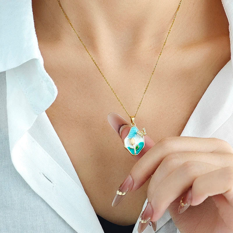 ANENJERY 316L Stainless Steel Irregular Pendant Flower Butterfly Heart Necklace For Women Romantic Niche Jewelry Gifts Wholesale