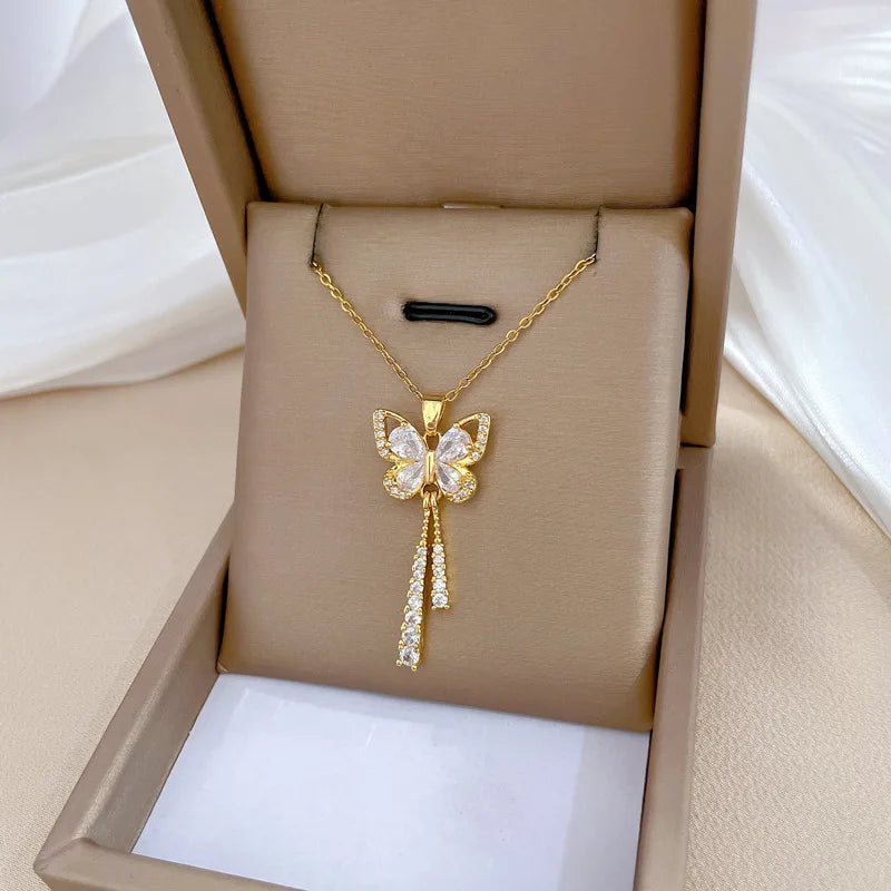 Fashion Design Lucky Butterfly Pendant Female Rhinestone Shining Statement Crystal Charm Choker Necklace for Woman Wedding Gift