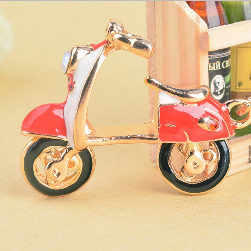 New Fashion Car Motorcycle Rhinestone Crystal Keychain Metal Alloy Key Chains Holder Handbag Car Keyrings Keychains For Women Me